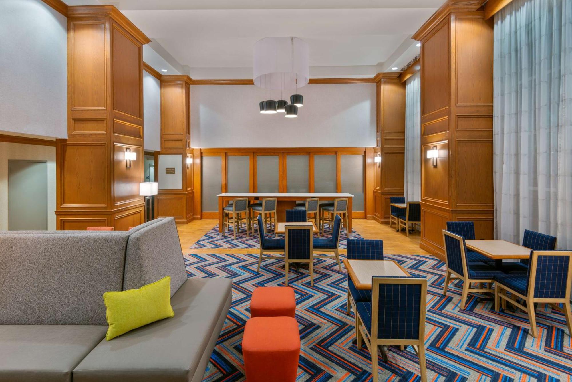 Hampton Inn & Suites Мерфрісборо Екстер'єр фото